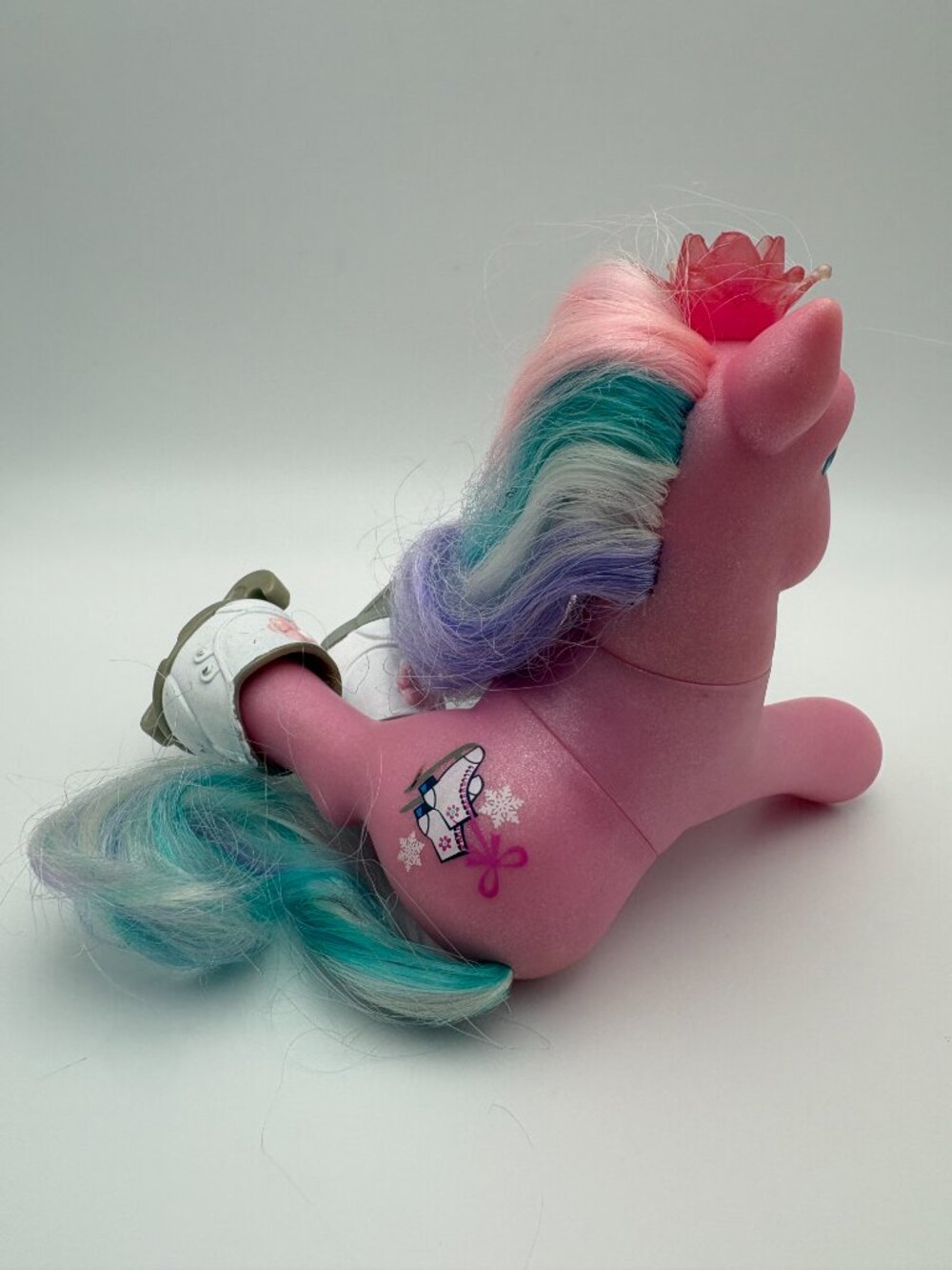My Little Pony (MLP) Glitter Glide Pink Body Ice Skates Snowflakes (MLP: LOT1-4) - Picture 13 of 16